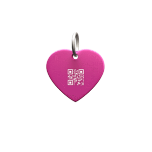 placa con QR identificador en forma de corazón para tu mascota. Mascota QRiosa
